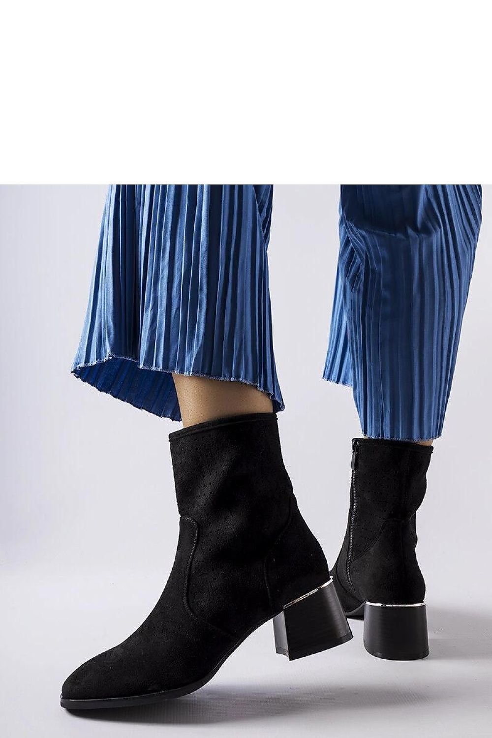 Heel boots model 205871